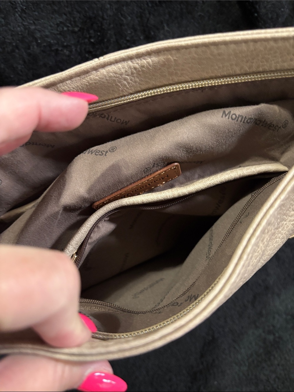 Montana West large crossbody bag, khaki color. Like new! - Picture 4 of 9